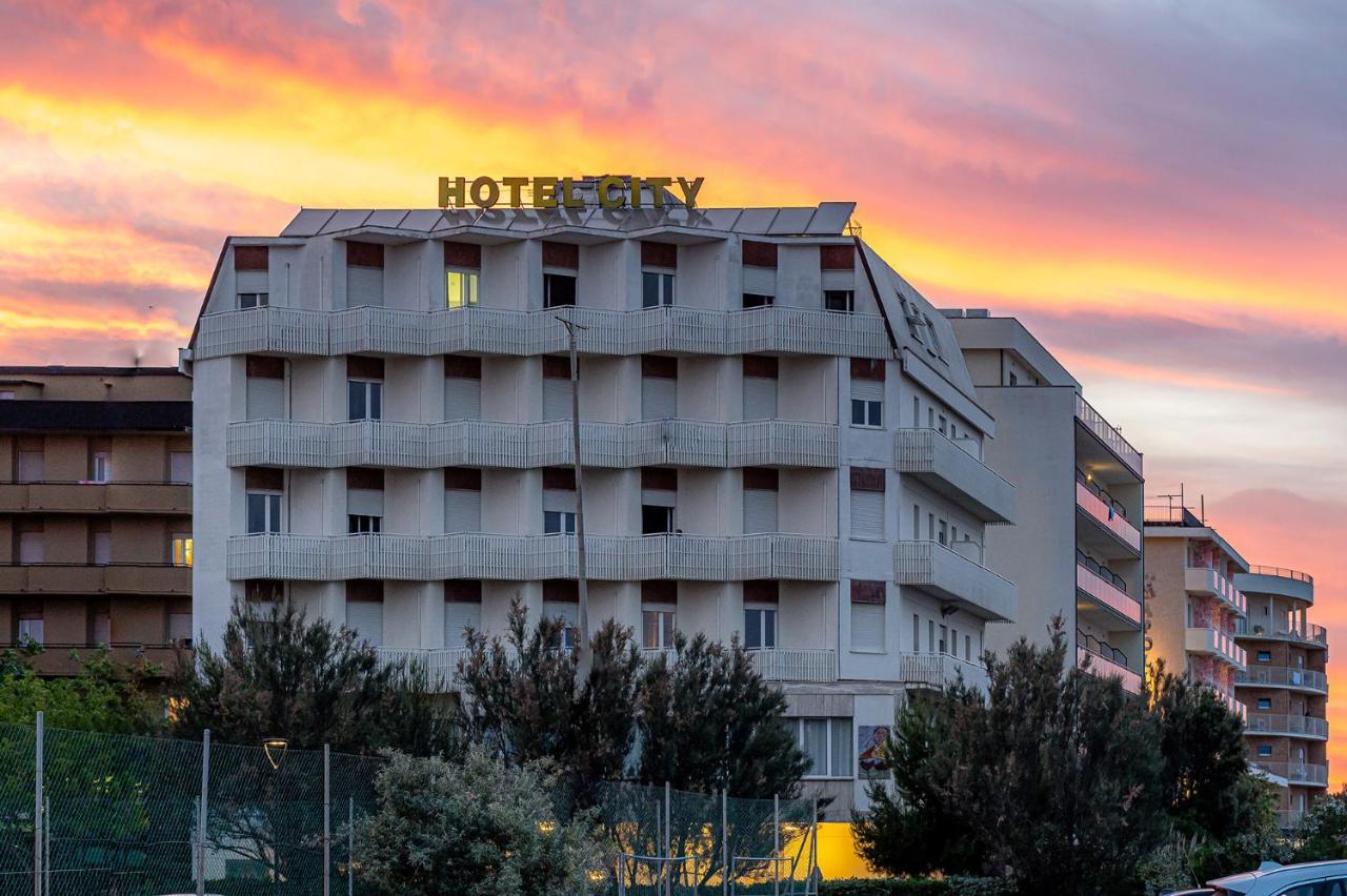 Hotel City Милано Мартима Екстериор снимка