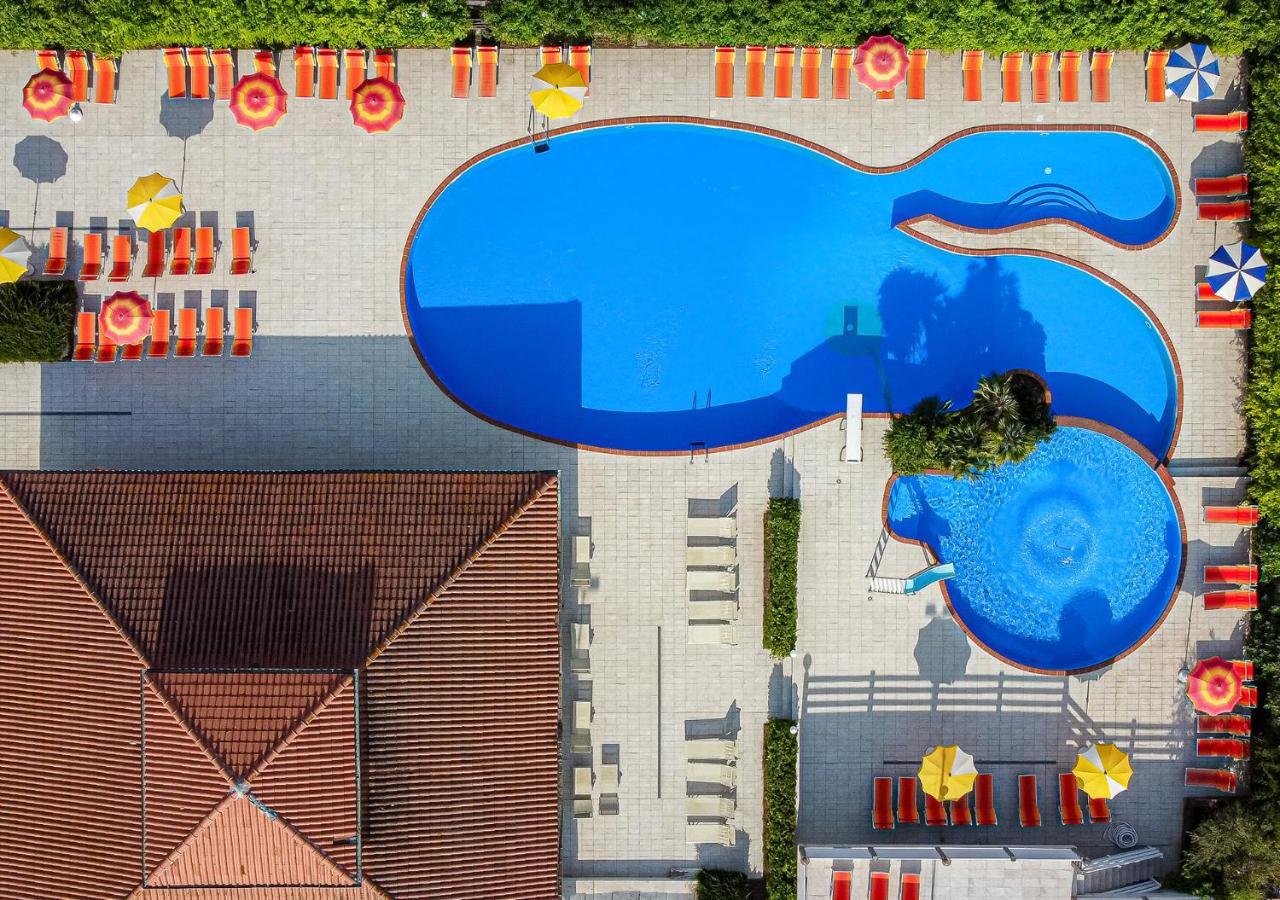 Hotel City Милано Мартима Екстериор снимка