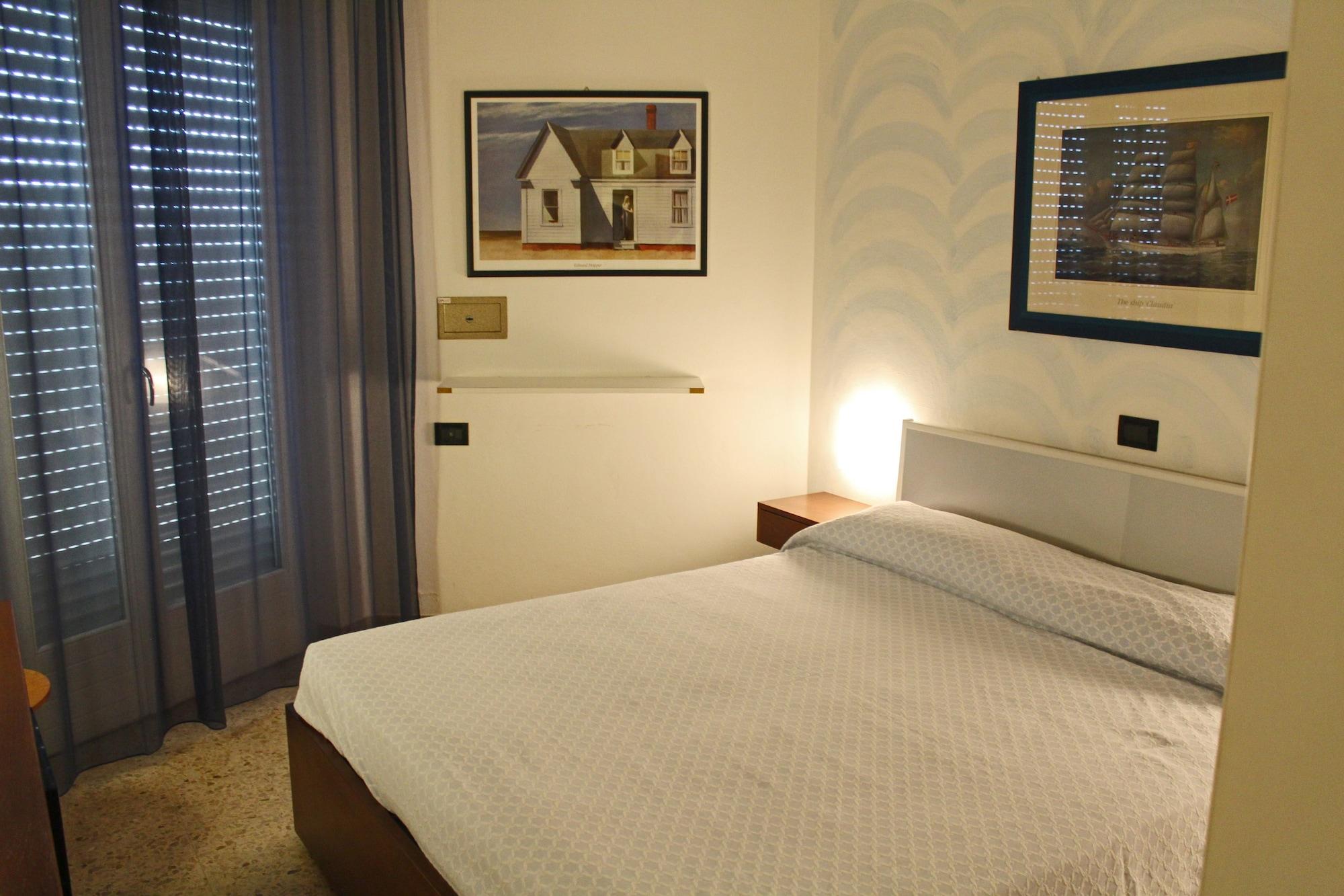 Hotel City Милано Мартима Екстериор снимка